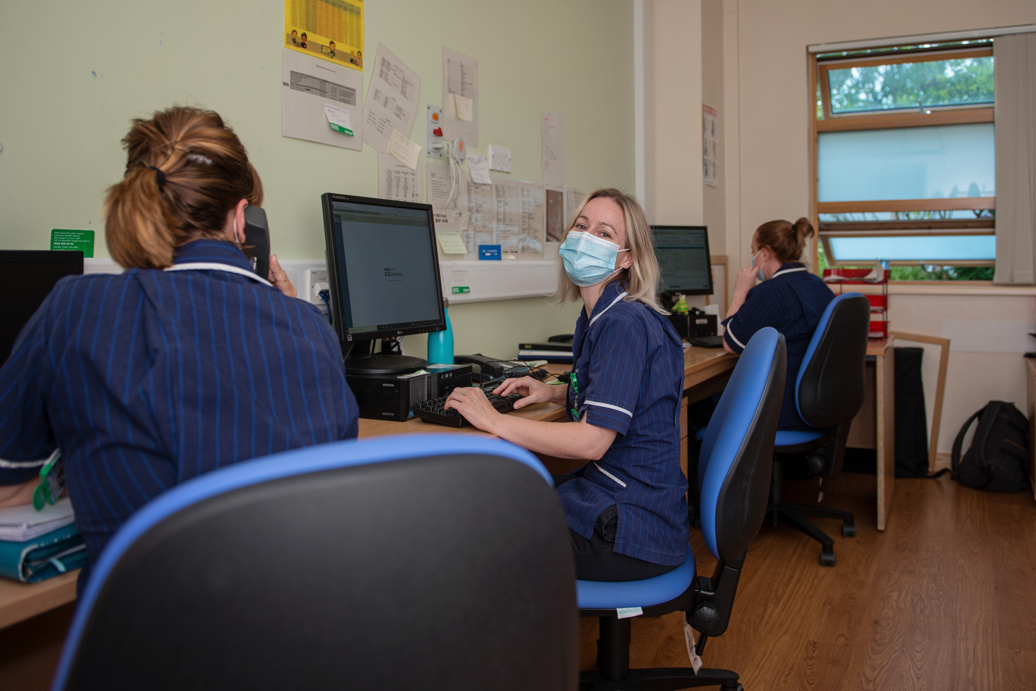 67. Nurses on computer.jpg